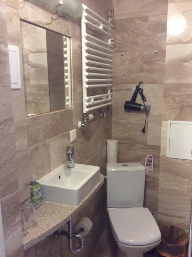 Mika Rooms Raclawicka 144 & Wislicka 3 Studio - Adults Only Varšava Exteriér fotografie